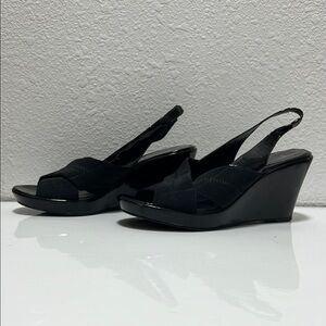 Bandolino Black Patent and Synthetic Wedge /Sling Sandals